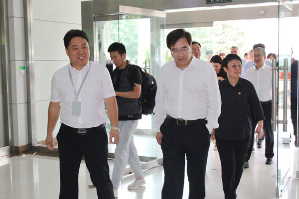 國家藥監局副局長來訪